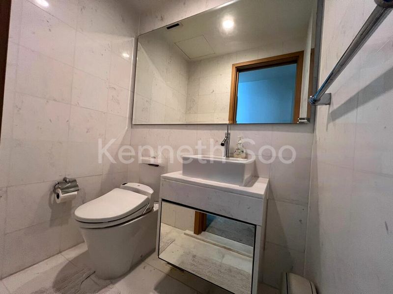 3 Bed Condo for Sale in  Tribeca - Image 2